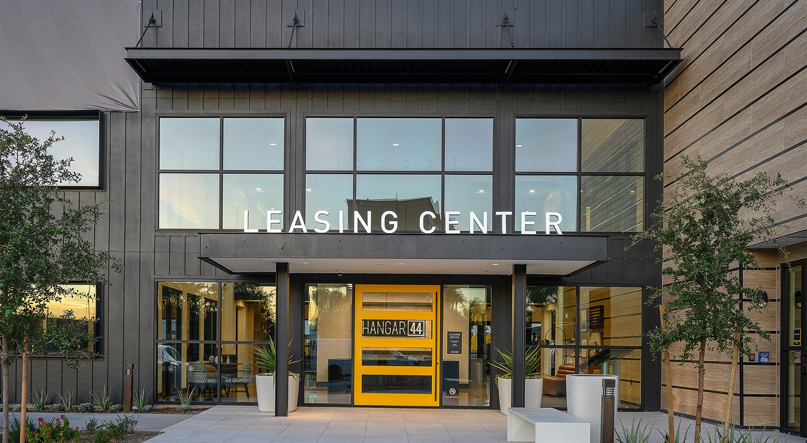 Leasing Center